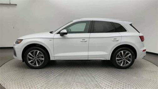 2023 Audi Q5 45 S line Premium Plus