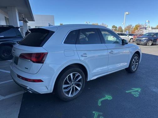 2023 Audi Q5 45 S line Premium Plus