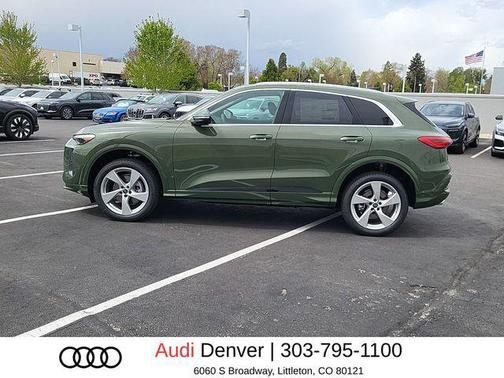 District Green Metallic 2026 Audi Q5 Premium Plus TFSI quattro S tronic