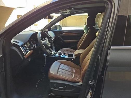2022 Audi Q5 45 S line Premium