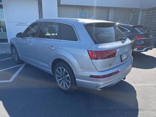 2017 Audi Q7 3.0T Premium