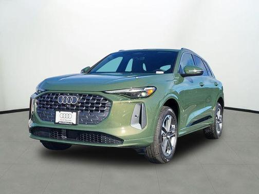District Green Metallic 2025 Audi Q5 Premium Plus TFSI quattro S tronic SUV