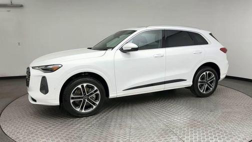 White 2025 Audi Q5 Premium TFSI quattro S tronic