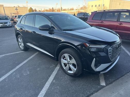 2024 Audi Q4 e-tron Premium Plus 50 quattro