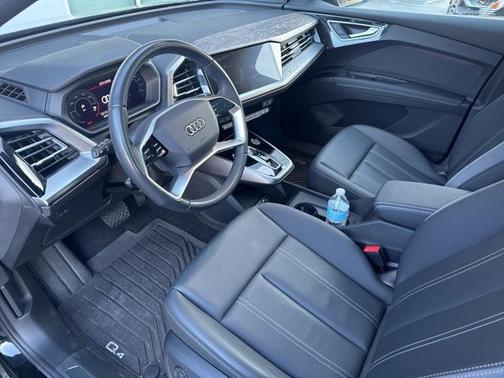 2024 Audi Q4 e-tron Premium Plus 50 quattro