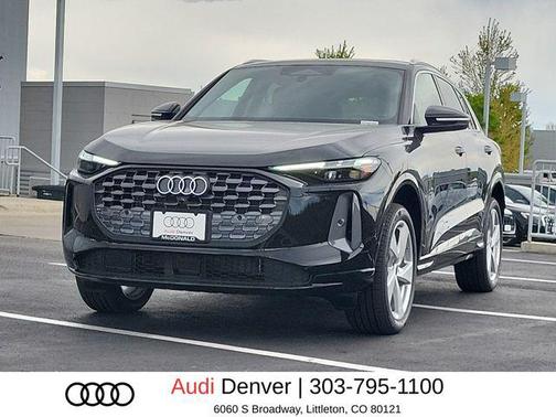 Mythos Black Metallic 2026 Audi Q5 Premium Plus TFSI quattro S tronic