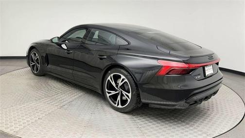 2022 Audi e-tron GT Prestige