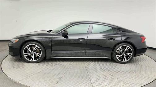 2022 Audi e-tron GT Prestige