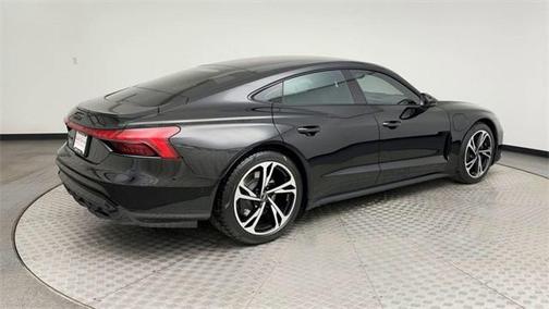 2022 Audi e-tron GT Prestige