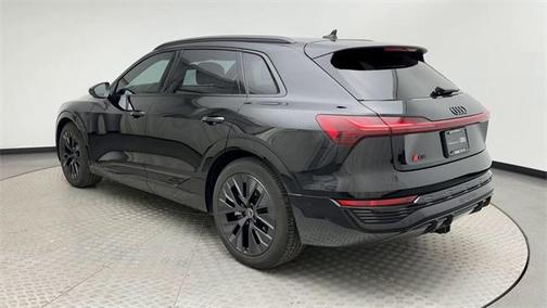 2024 Audi Q8 e-tron Prestige