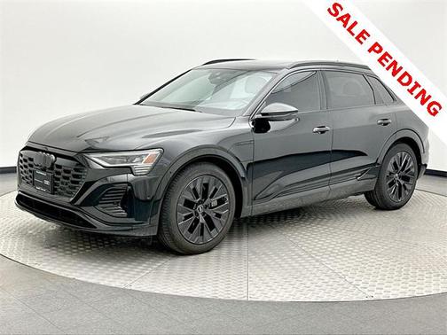 2024 Audi Q8 e-tron Prestige