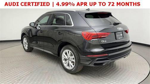 2022 Audi Q3 45 S line Premium