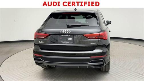 2022 Audi Q3 45 S line Premium