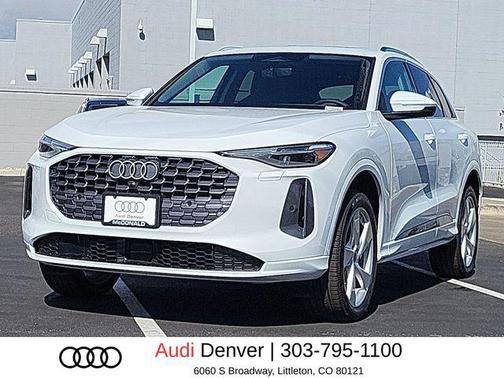 Glacier White Metallic 2026 Audi Q5 Premium Plus TFSI quattro S tronic