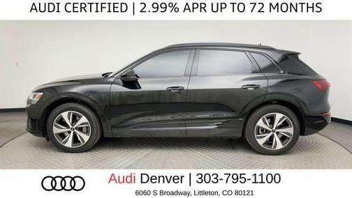 Mythos Black Metallic 2024 Audi Q8 e-tron Premium