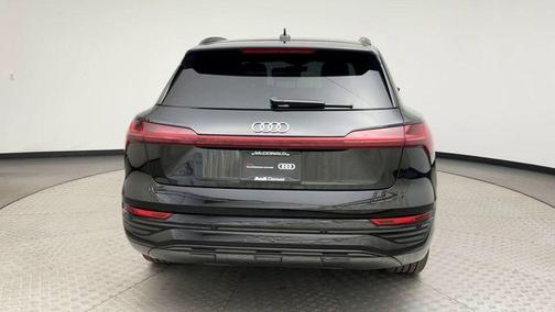 2024 Audi Q8 e-tron Premium