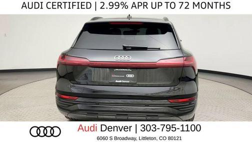 Mythos Black Metallic 2024 Audi Q8 e-tron Premium