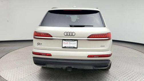 2021 Audi Q7 55 Premium Plus