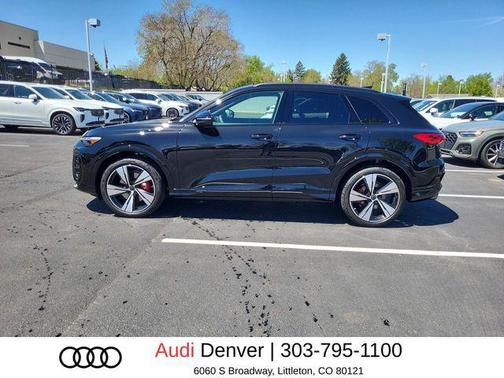Mythos Black Metallic 2026 Audi SQ5 3.0T Premium Plus