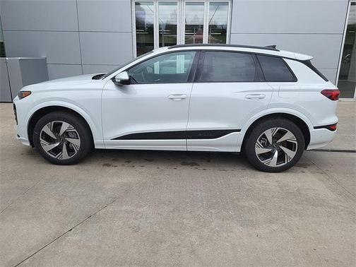 2025 Audi Q6 e-tron Premium Plus quattro