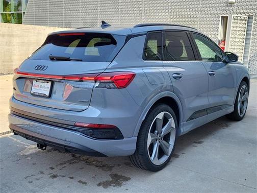 2025 Audi Q4 e-tron Premium Plus 55 quattro