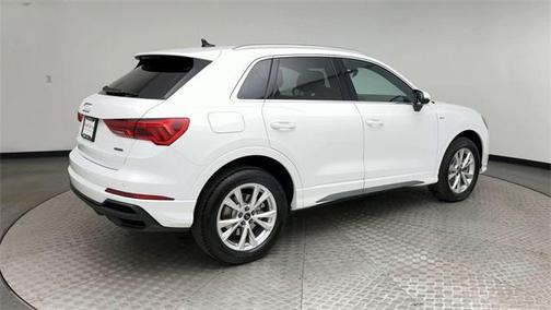 2025 Audi Q3 Premium 45 TFSI S line quattro Tiptronic