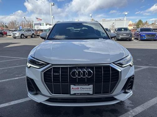 2025 Audi Q3 Premium 45 TFSI S line quattro Tiptronic