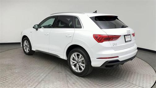 2025 Audi Q3 Premium 45 TFSI S line quattro Tiptronic