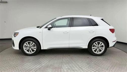 2025 Audi Q3 Premium 45 TFSI S line quattro Tiptronic