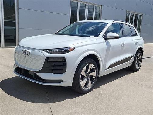 2025 Audi Q6 e-tron Premium Plus quattro
