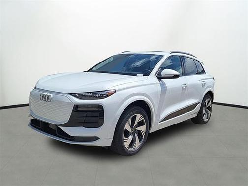 2025 Audi Q6 e-tron Premium Plus quattro