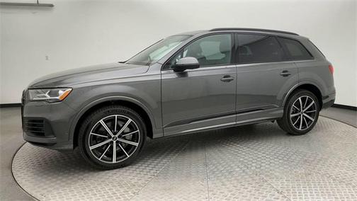2022 Audi Q7 55 Premium Plus