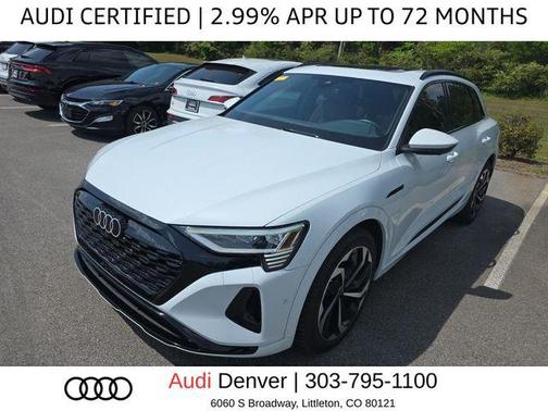 Glacier White Metallic 2024 Audi Q8 e-tron Premium Plus