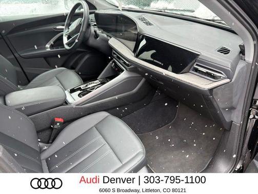 Mythos Black Metallic 2025 Audi Q5 Premium TFSI quattro S tronic