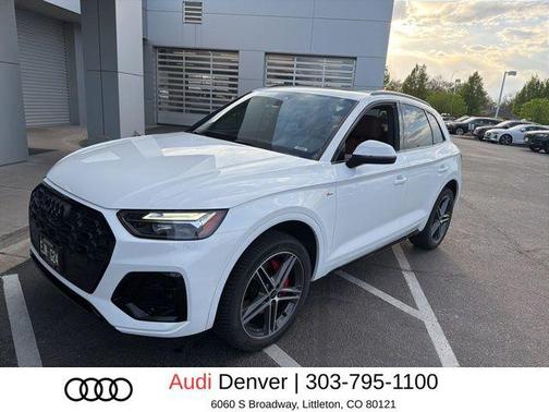 Arkona White 2024 Audi Q5 e 55 S line Premium Plus