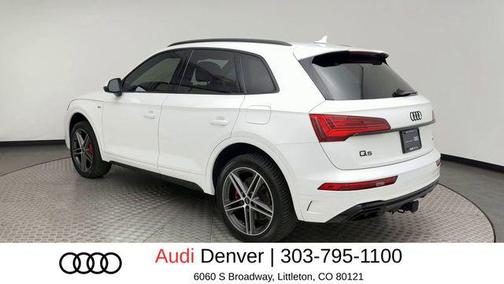 Arkona White 2024 Audi Q5 e 55 S line Premium Plus