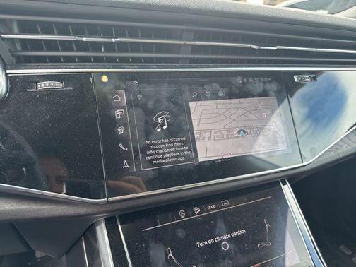 2025 Audi Q8 55 Premium