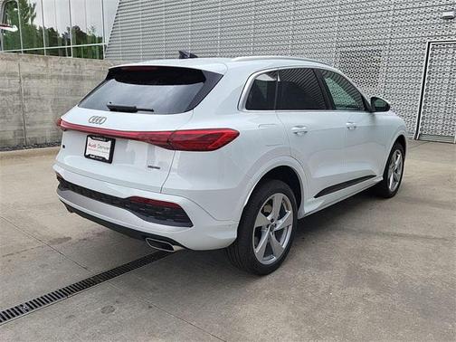 2025 Audi Q5 Premium Plus