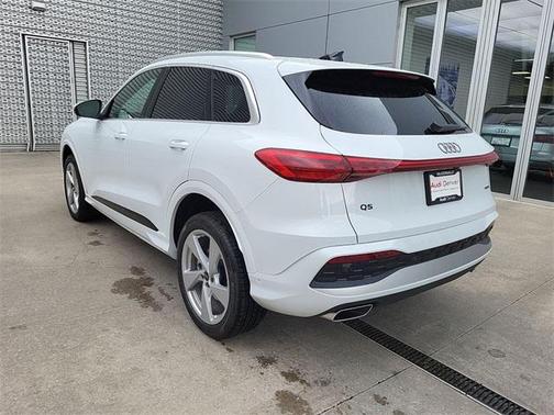 2025 Audi Q5 Premium Plus