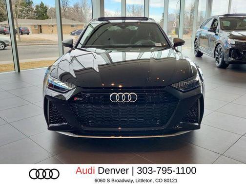 Mythos Black Metallic 2026 Audi RS 6 Avant 4.0T