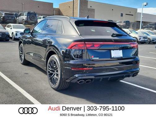 Mythos Black Metallic 2026 Audi SQ8 4.0T Prestige