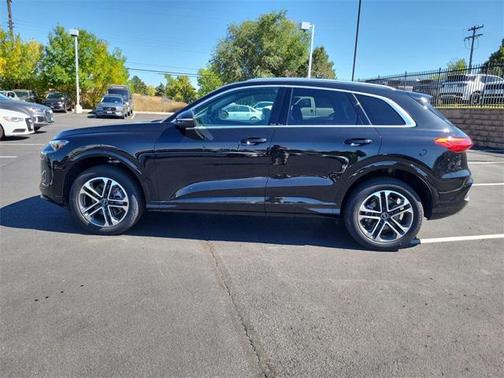 2025 Audi Q5 Premium