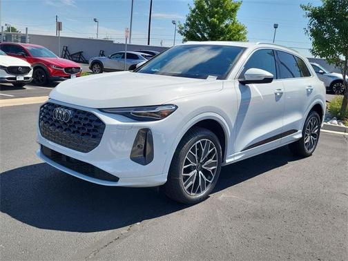 2025 Audi Q5 Premium Plus