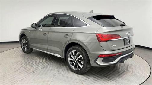2023 Audi Q5 45 S line Prestige