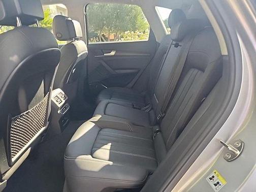 2022 Audi Q5 45 S line Premium