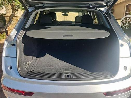 2022 Audi Q5 45 S line Premium