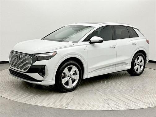 2024 Audi Q4 e-tron Premium Plus 55 quattro
