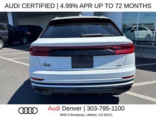 Glacier White Metallic 2023 Audi Q8 55 Premium Plus
