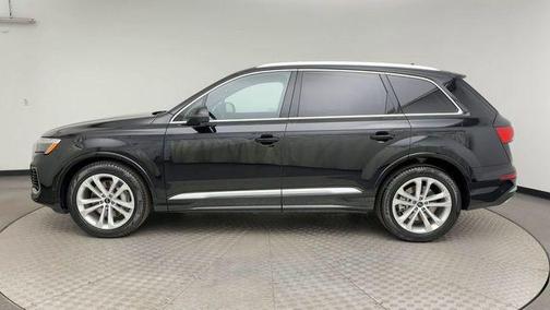 2025 Audi Q7 55 Premium Plus