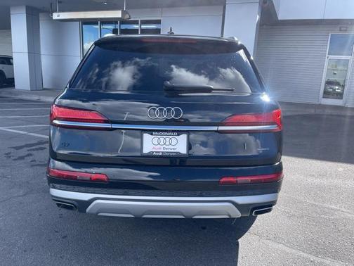 2025 Audi Q7 55 Premium Plus
